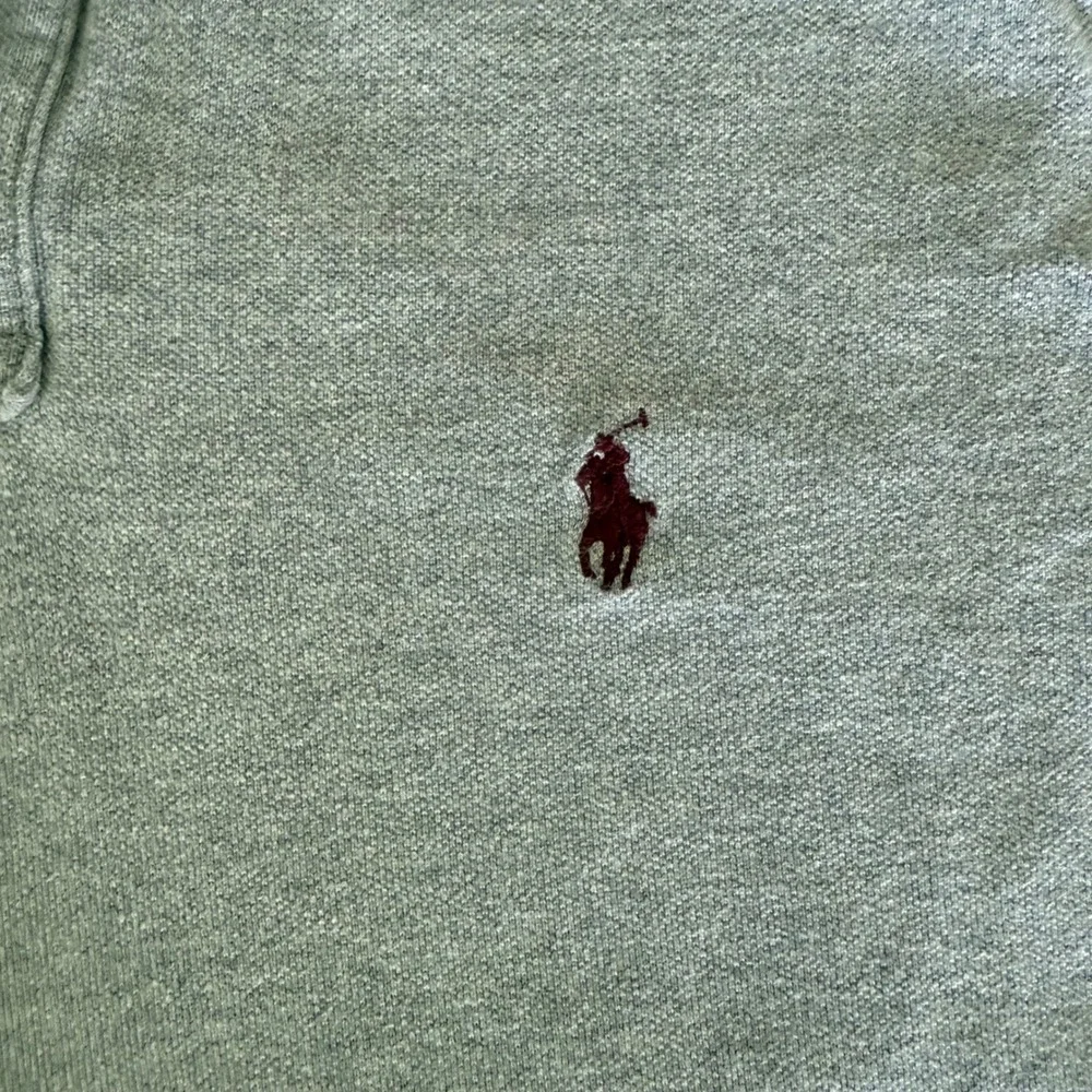 Polo Ralph Lauren accents logo
